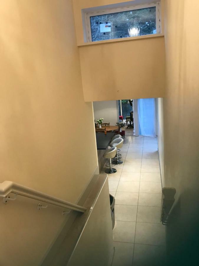 Newcastle Guest House 골웨이 외부 사진
